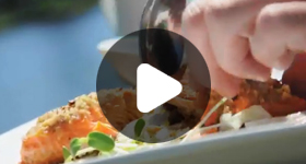 Chef à domicile Vidéo Saumon en croûte de noix d'acajou